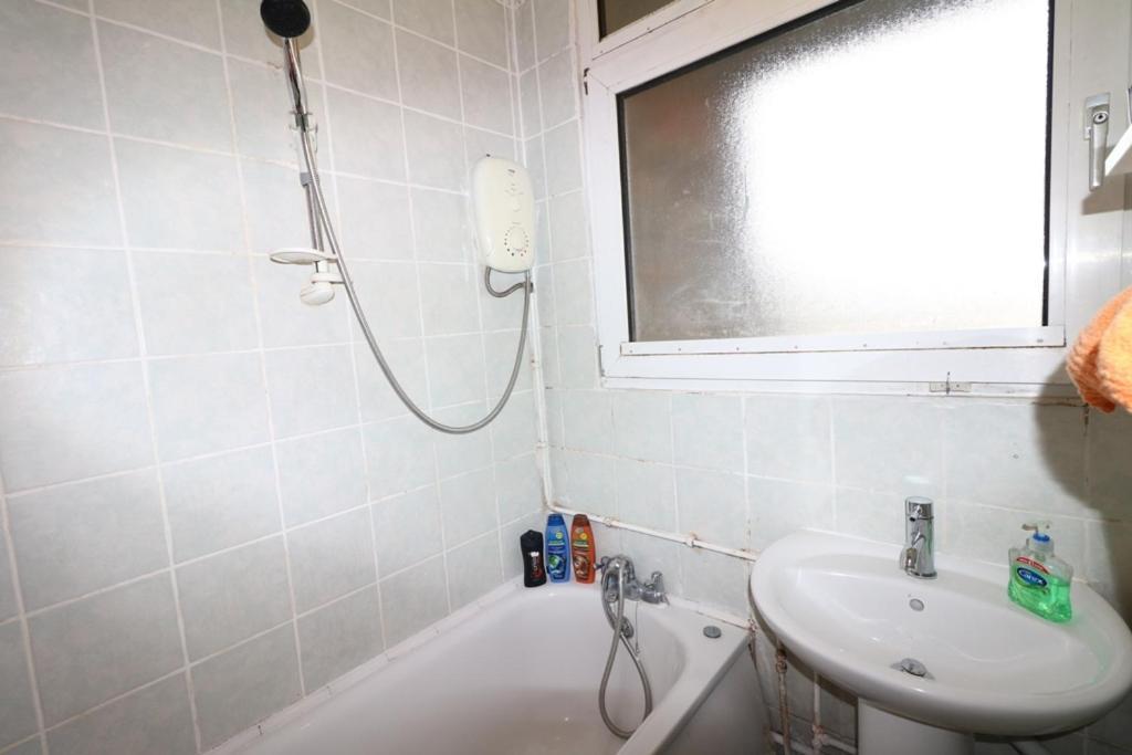 Cosy 3 Bed Apt, Old Truman Brewery! Brick Lane, London, E1 Eksteriør bilde