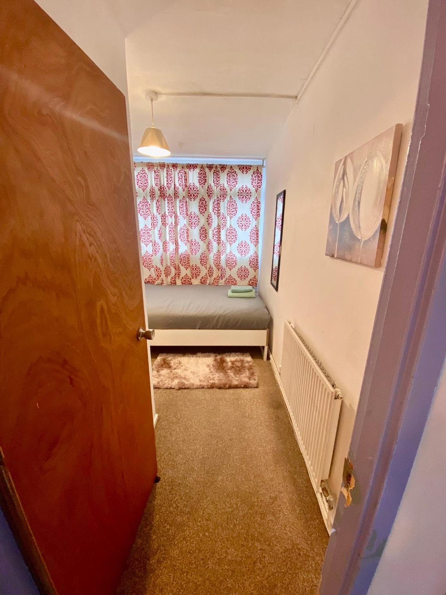 Cosy 3 Bed Apt, Old Truman Brewery! Brick Lane, London, E1 Eksteriør bilde