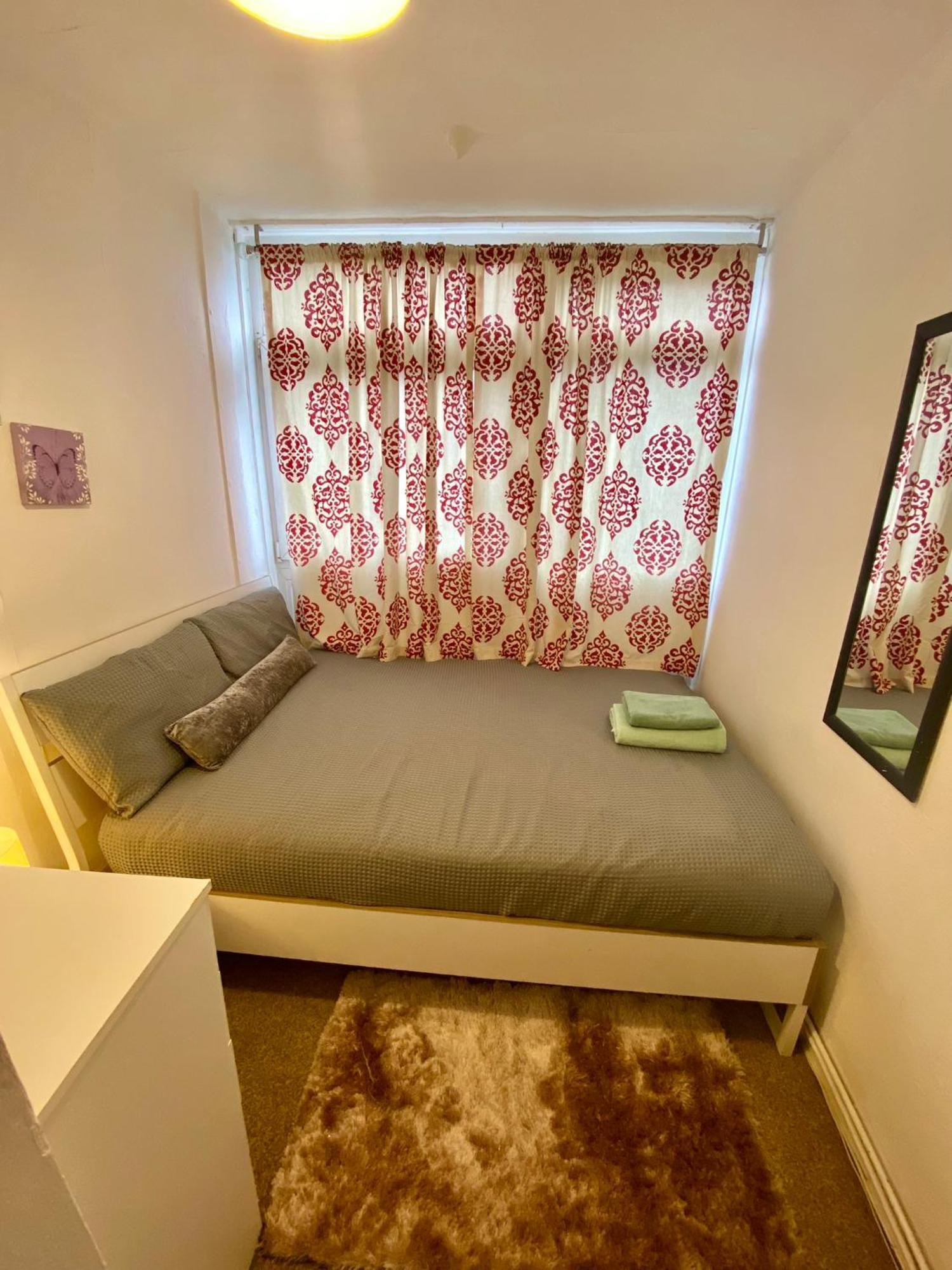 Cosy 3 Bed Apt, Old Truman Brewery! Brick Lane, London, E1 Eksteriør bilde