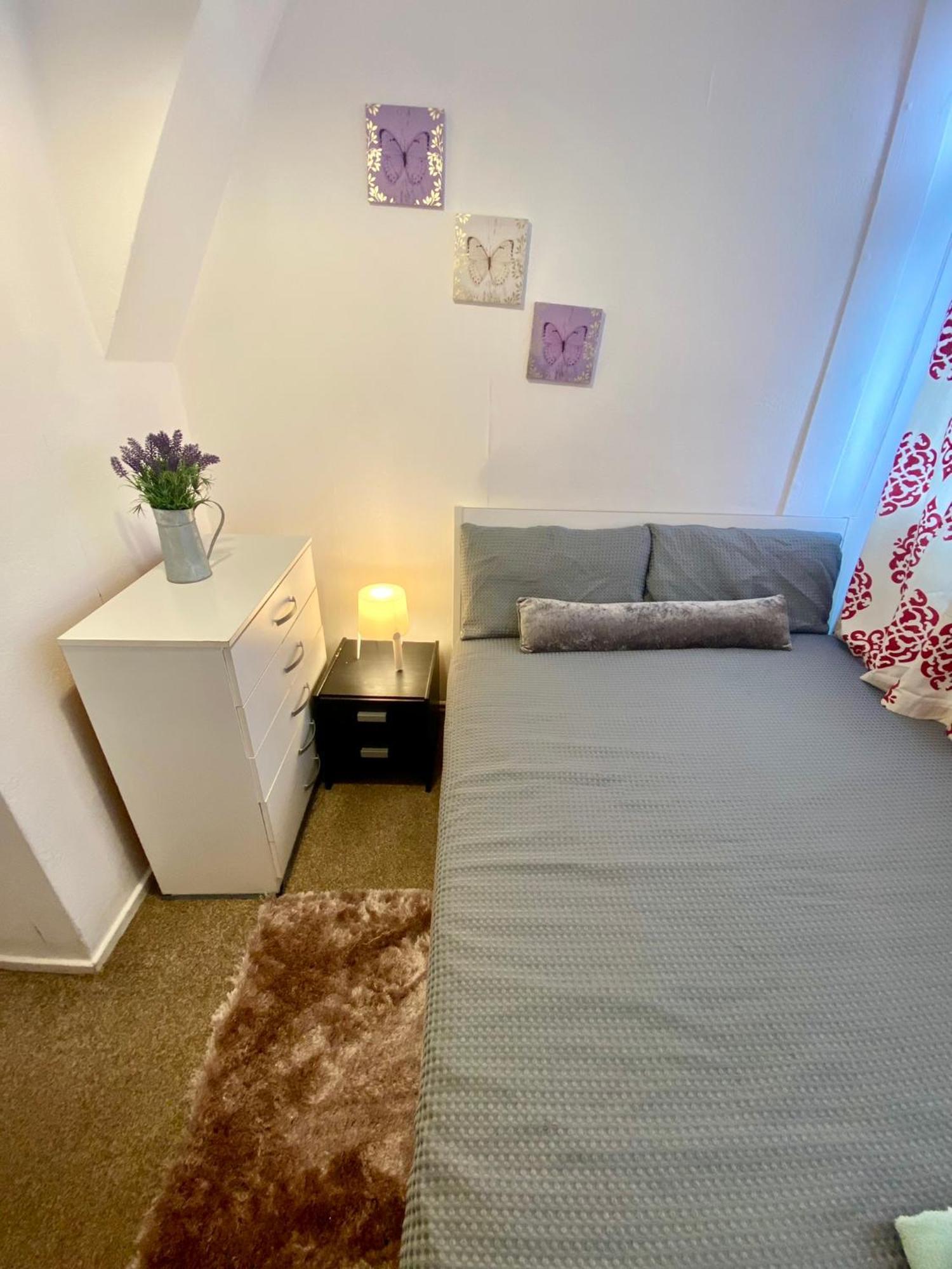 Cosy 3 Bed Apt, Old Truman Brewery! Brick Lane, London, E1 Eksteriør bilde